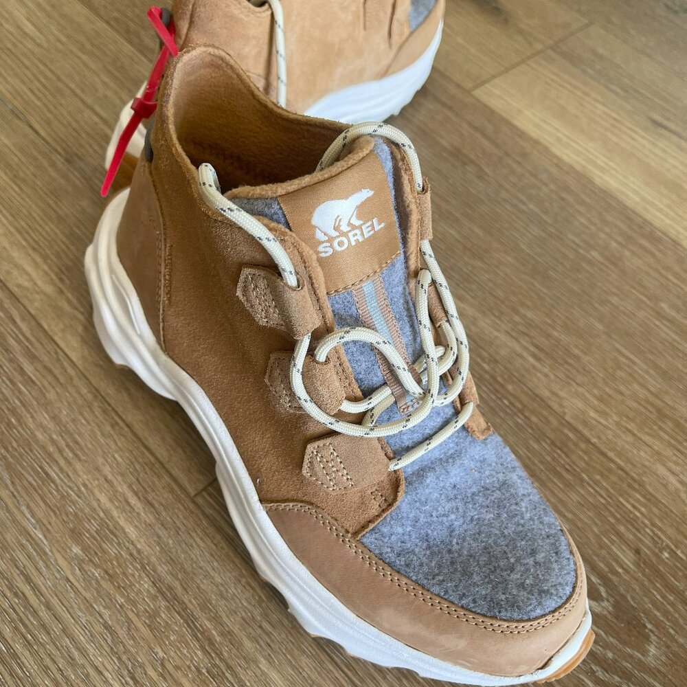 Women's Kinetic™ Breakthru Caribou Sneaker Boot [NEW]